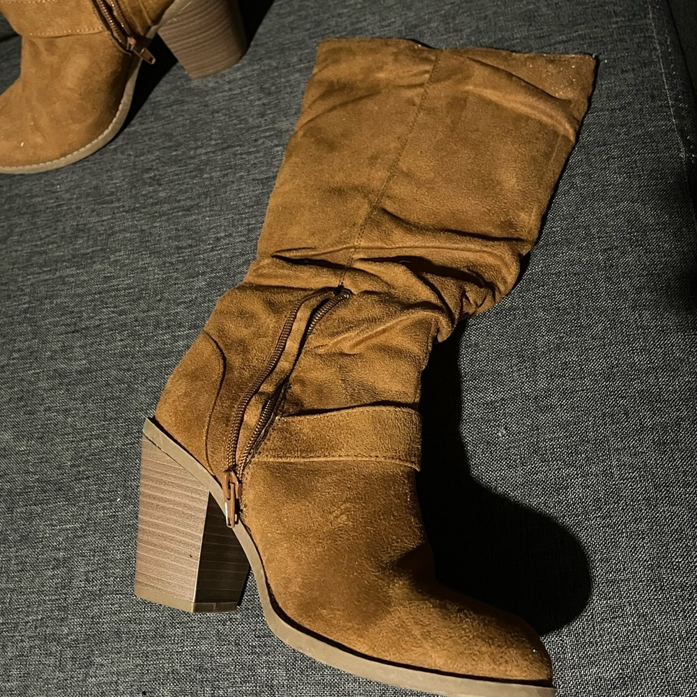 Women's Tan Suede Boots - Picture 7 of 10